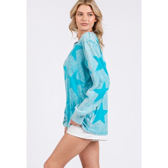 SAGE + FIG Mineral Wash Star Graphic Print Long Sleeves T-Shirt | Aqua Blue - Picture 5 of 6